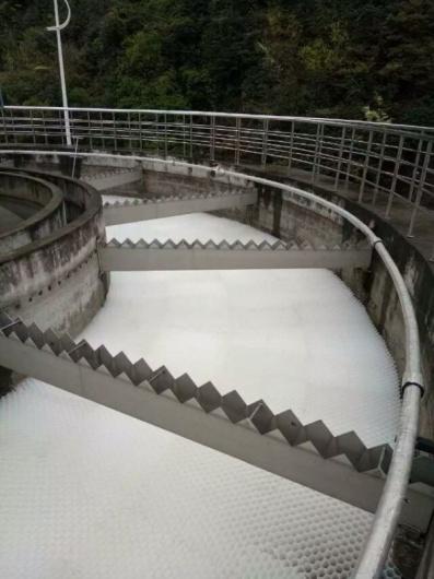 �V�����̌�(sh��)����б��